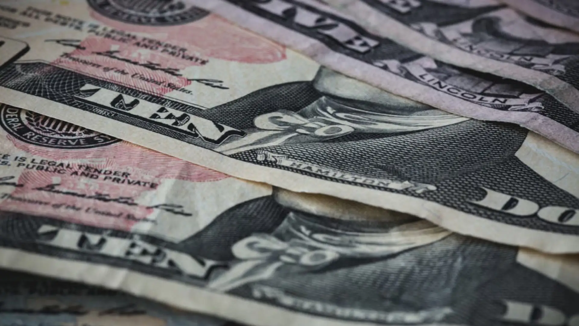 billets symbolisant la tarification SaaS